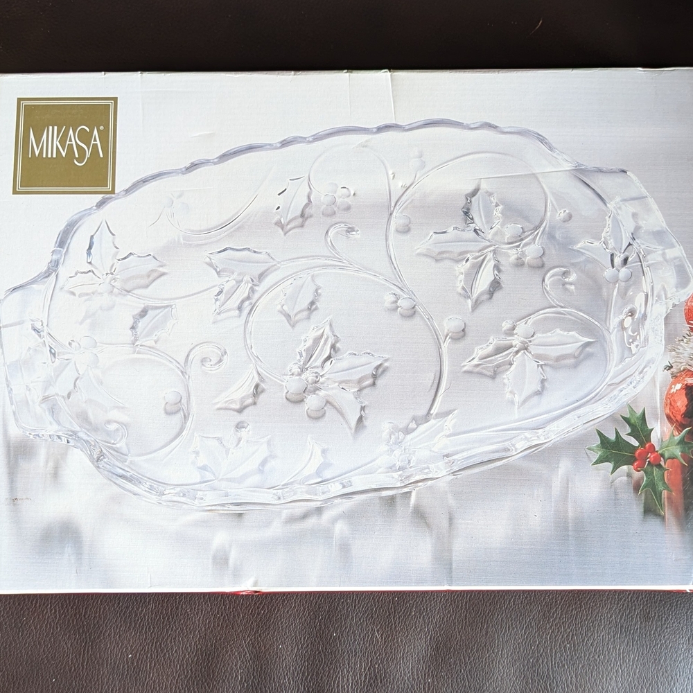 Mikasa Clear Glass Holiday Platter